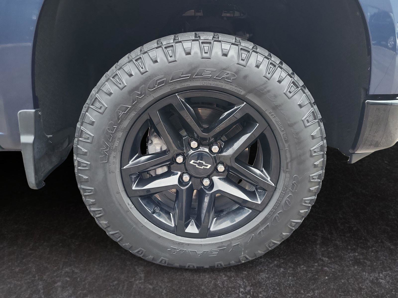 Used 2023 Chevrolet Silverado 1500 Custom Trail Boss image 15