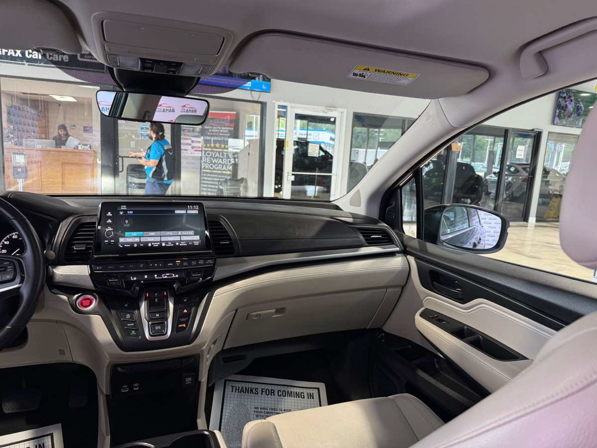 Used 2025 Honda Odyssey EX-L image 26