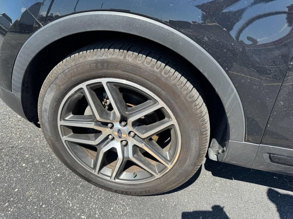 Used 2017 Ford Explorer Sport AWD/4WD image 8