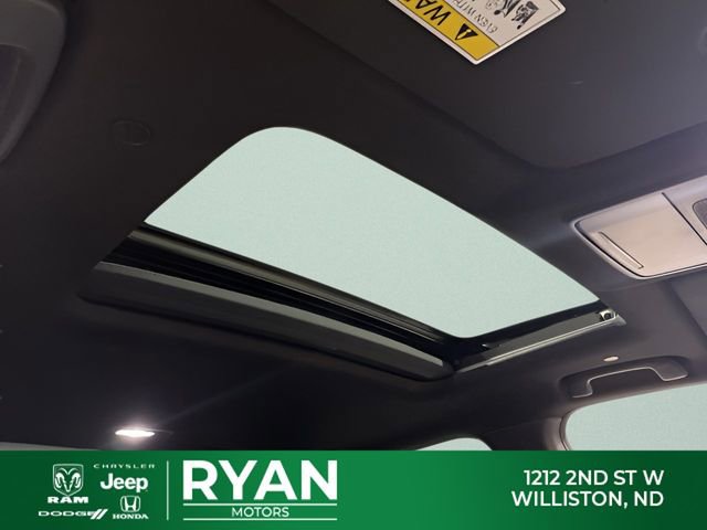 Used 2025 Honda CR-V Sport-L image 29