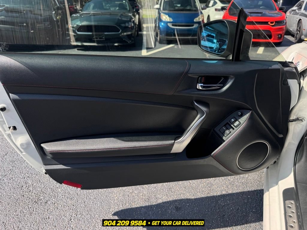 Used 2015 Scion FR-S RWD image 20