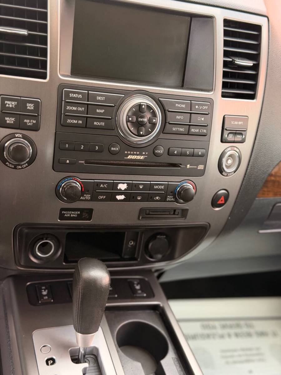 Used 2009 Nissan Armada LE w/ Technology Pkg RWD image 16