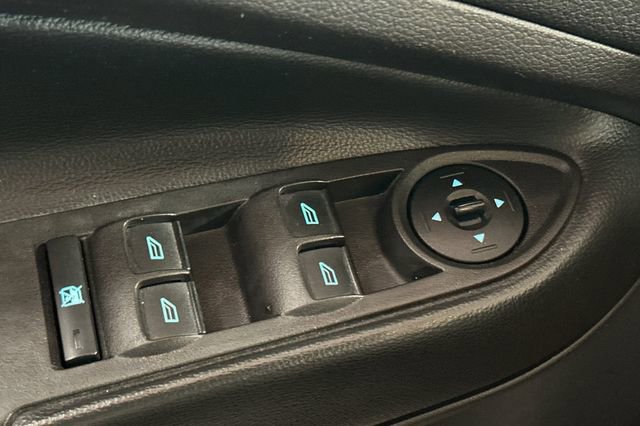 Used 2017 Ford Escape SE image 13