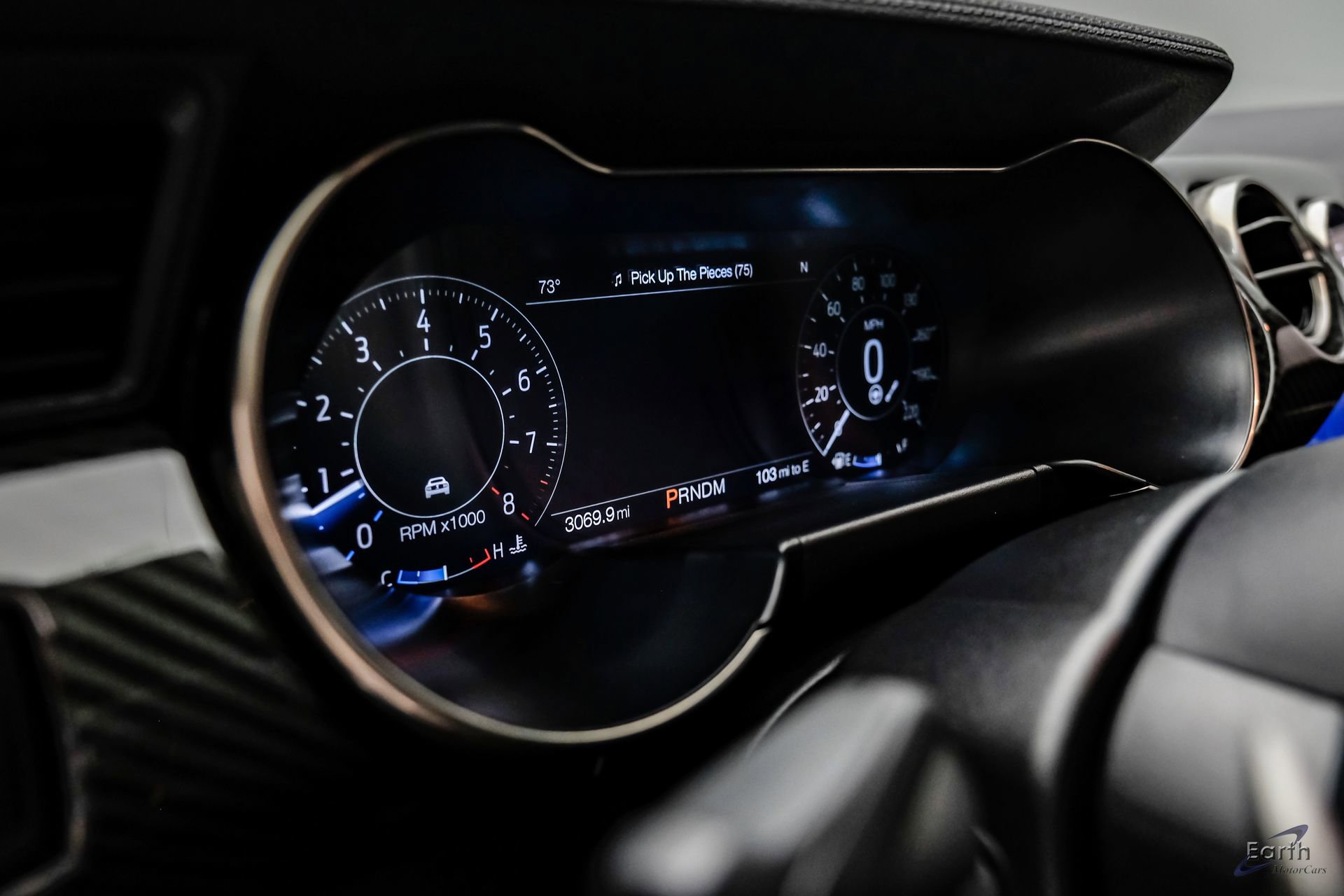 Used 2021 Ford Mustang Shelby GT500 w/ Carbon Fiber Track Pack image 38