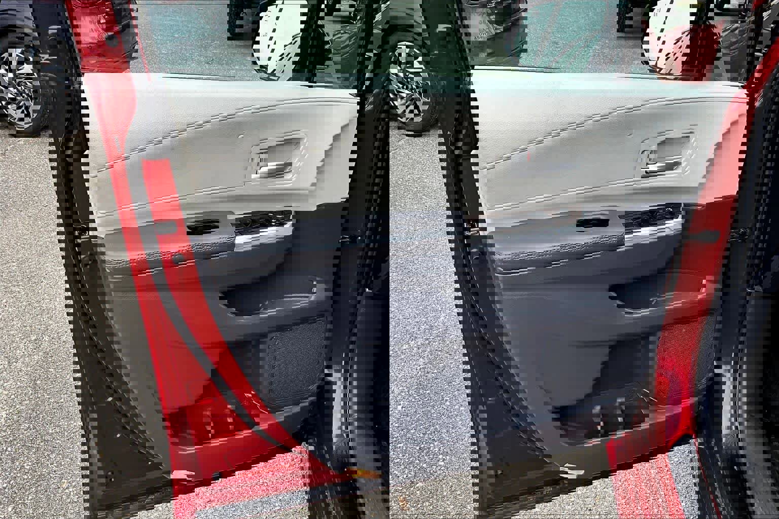 Certified 2024 Toyota Sienna XLE w/ XLE Plus Package image 21