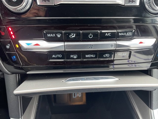 Used 2023 Ford Explorer Limited w/ Equipment Group 301A image 29