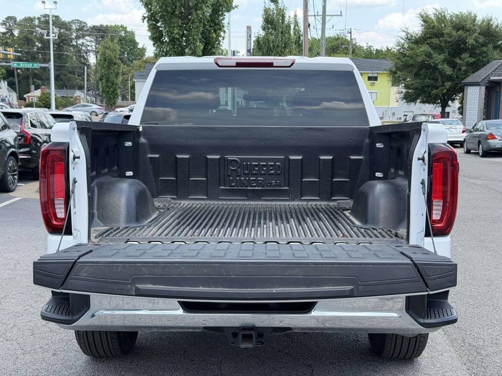 Used 2026 GMC Sierra 1500 SLT AWD/4WD image 13