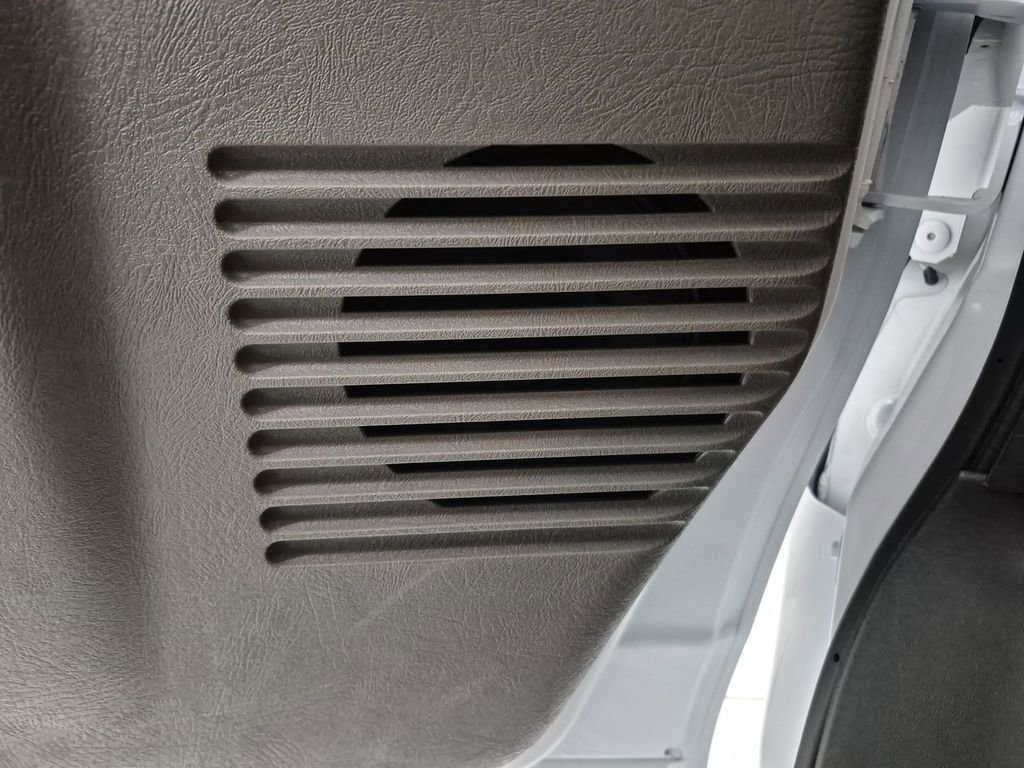 New 2025 GMC Savana 2500 Extended w/ Enhanced Convenience Package image 25