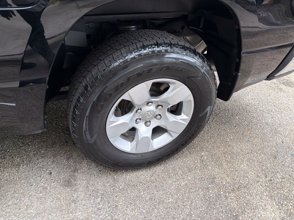 Used 2024 RAM 1500 Big Horn RWD image 17