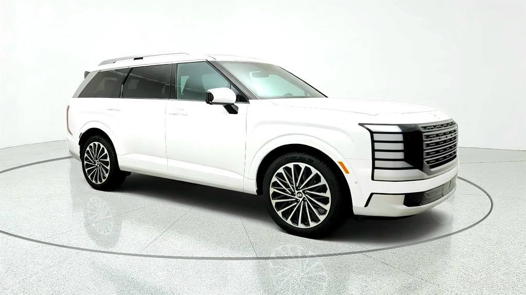 Used 2026 Hyundai Palisade Calligraphy AWD/4WD image 3