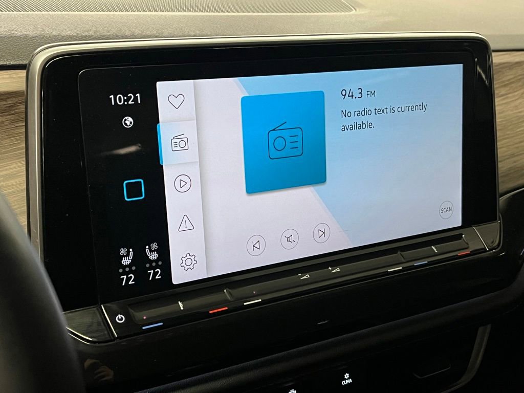 Certified 2025 Volkswagen Atlas SEL Premium R-Line image 30