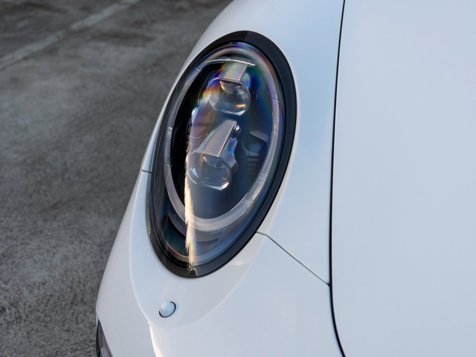 Used 2017 Porsche 911 Carrera 4S image 14