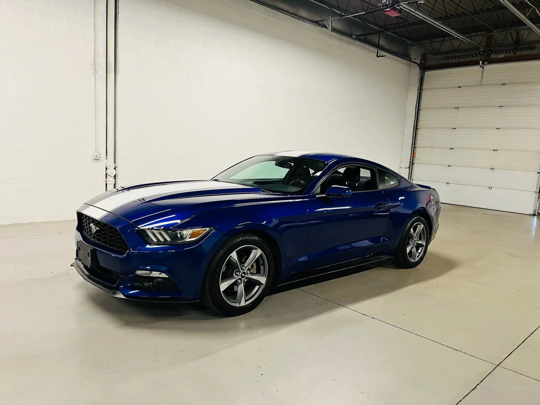 Used 2016 Ford Mustang Coupe w/ Equipment Group 051A image 2