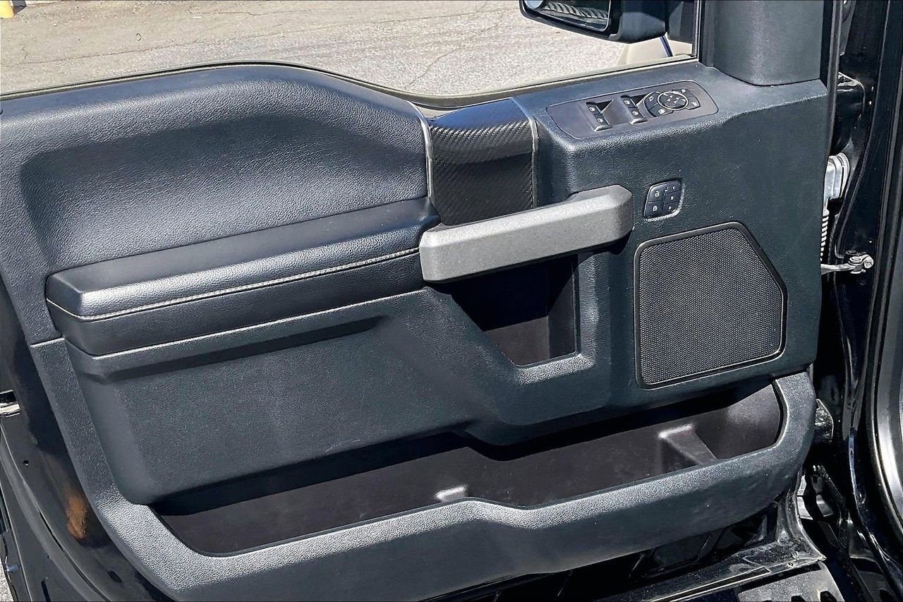 Used 2018 Ford F150 Raptor w/ Equipment Group 802A Luxury image 29