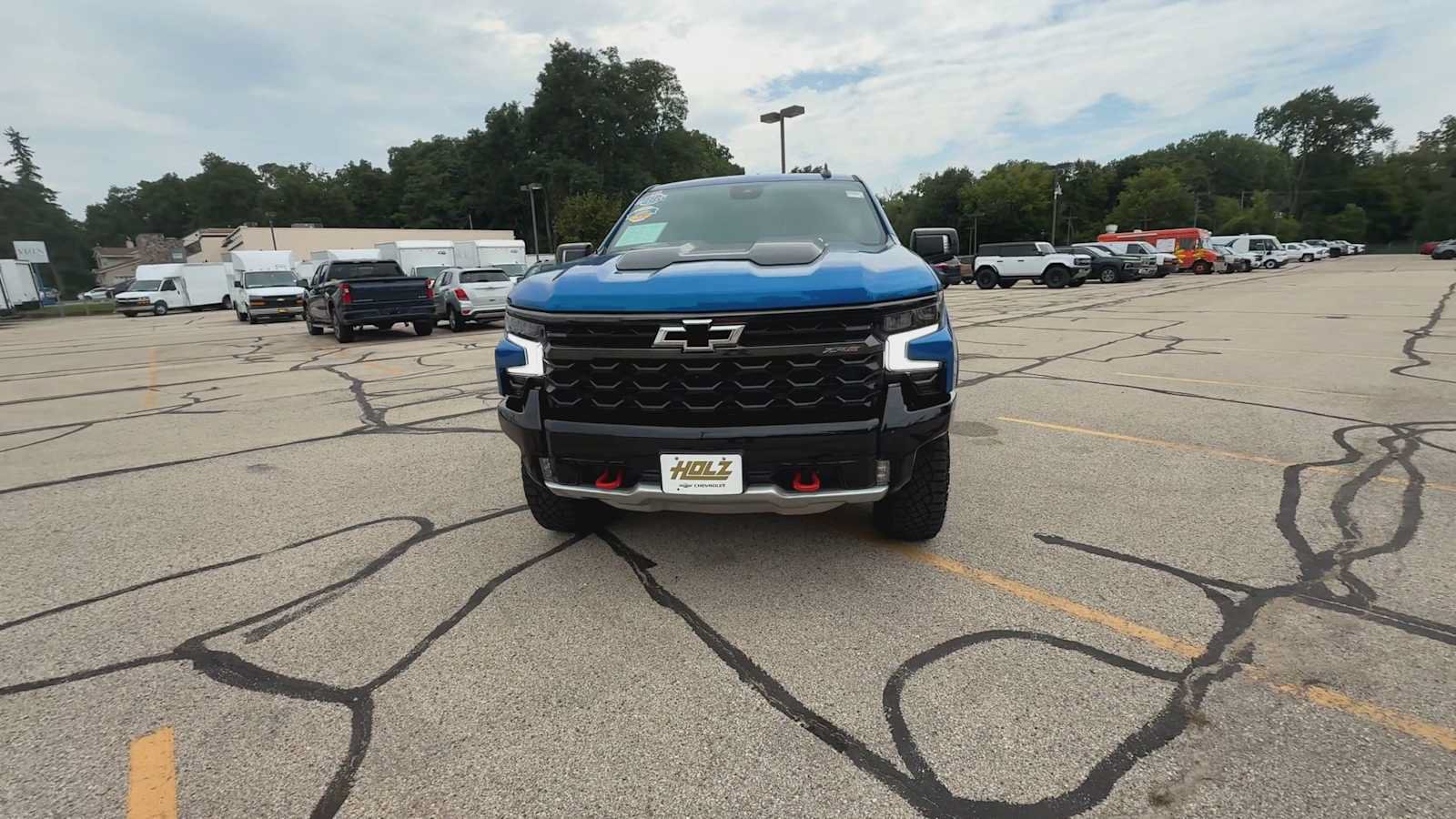 Certified 2024 Chevrolet Silverado 1500 ZR2 AWD/4WD image 3