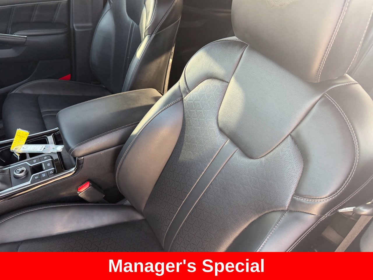 Used 2022 Kia Sorento SX FWD image 29