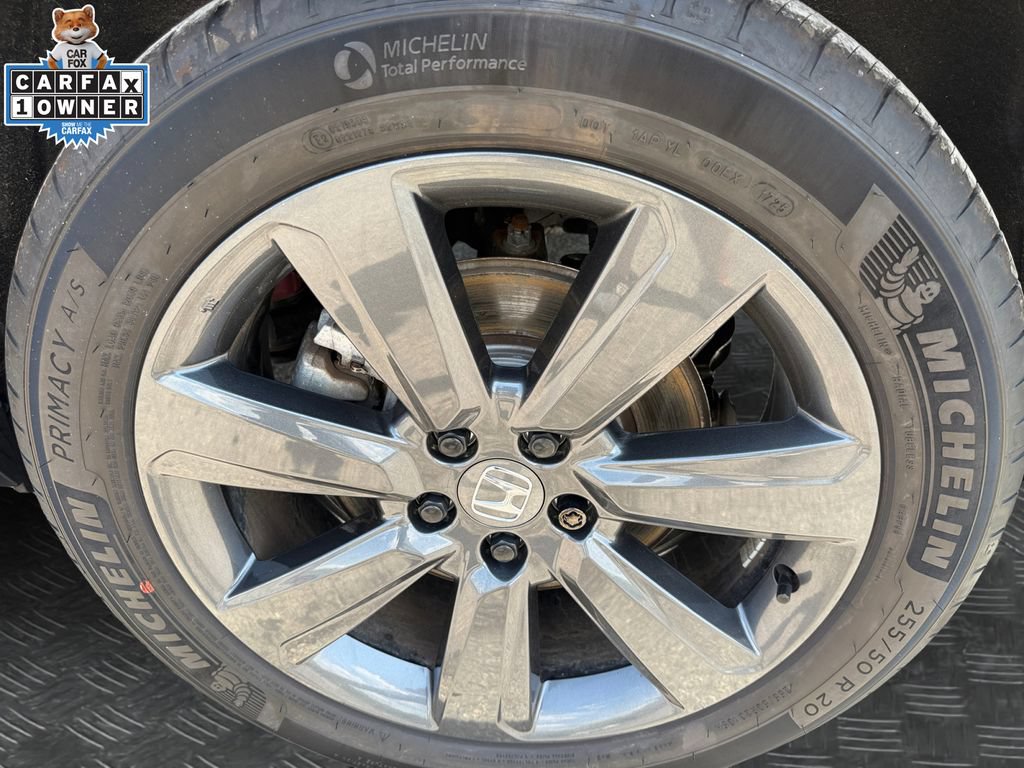 Used 2025 Honda Pilot Sport image 21