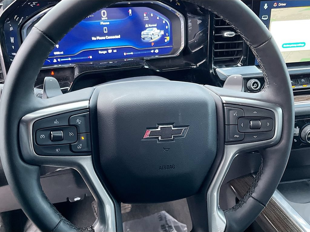 Used 2025 Chevrolet Silverado 1500 RST AWD/4WD image 11