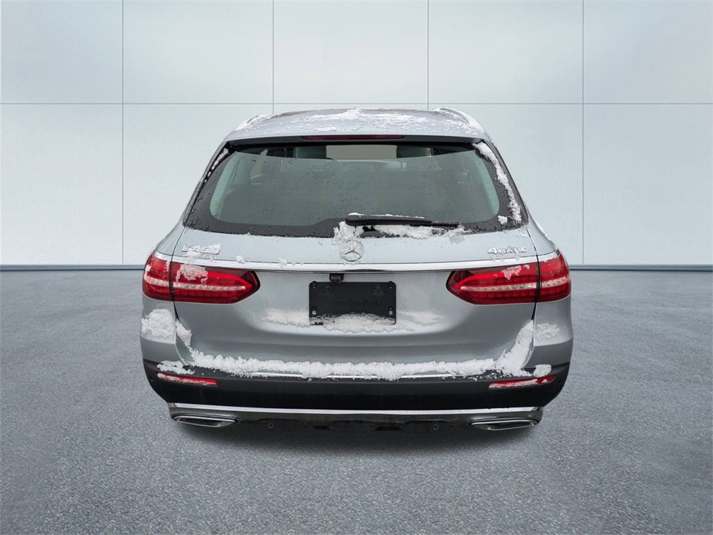 Used 2021 Mercedes-Benz E 450 4MATIC All-Terrain Wagon image 4