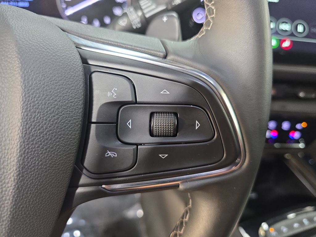 Used 2023 Buick Envision Avenir AWD/4WD image 18