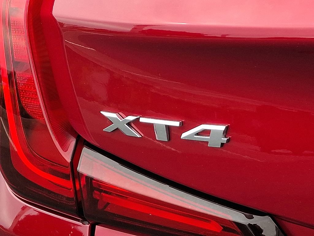 Certified 2023 Cadillac XT4 Luxury w/ Cold Weather Package AWD/4WD image 33
