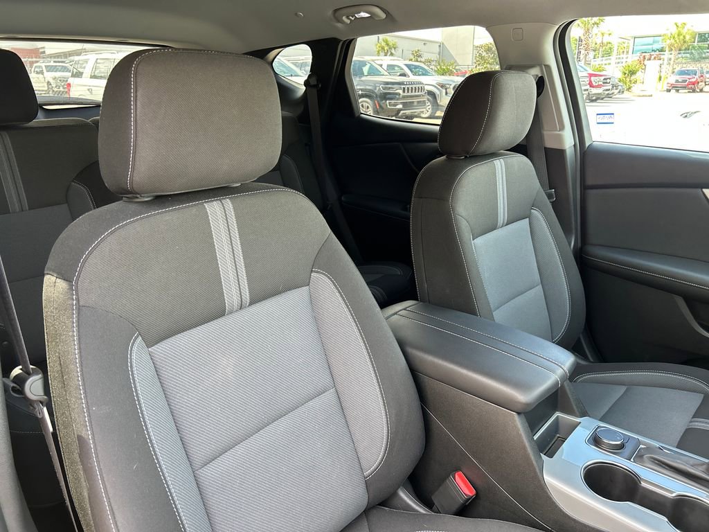 Used 2023 Chevrolet Blazer LT w/ Driver Confidence Package FWD image 14