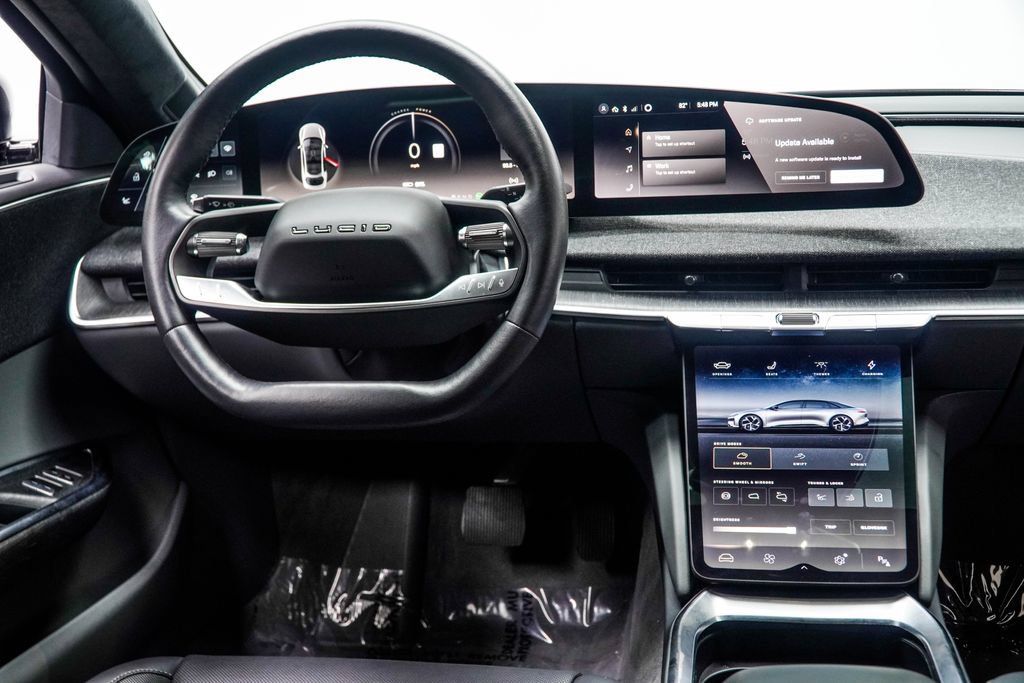 Used 2024 Lucid Air Touring AWD/4WD image 23