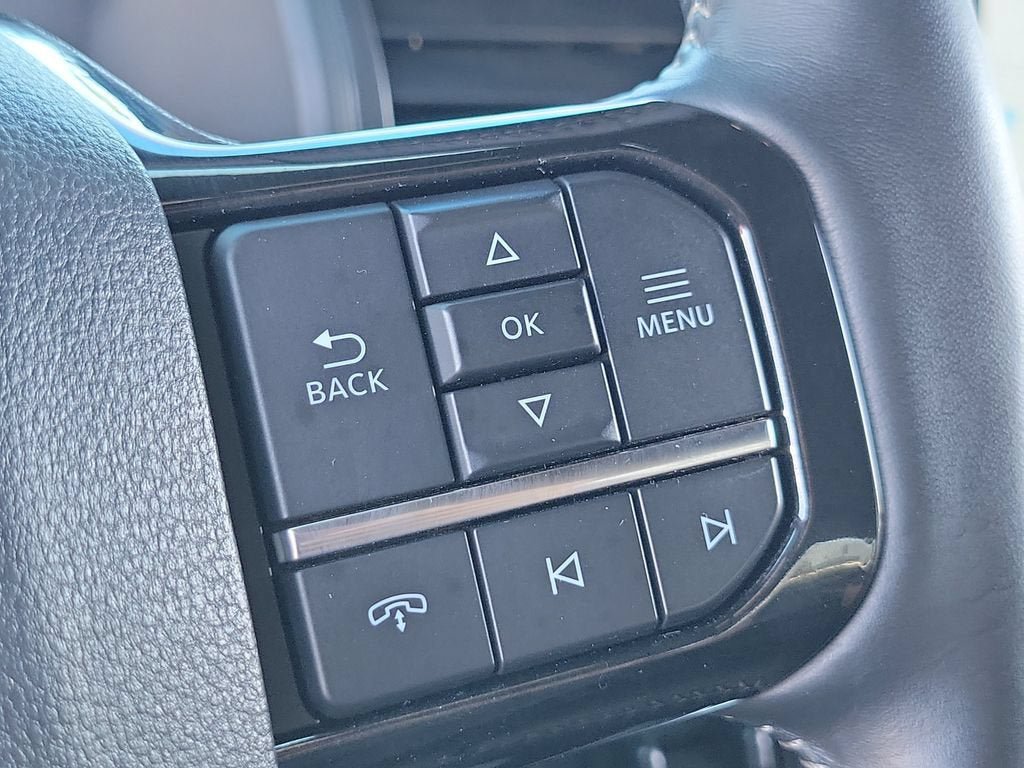 Used 2023 Ford F150 Lightning Platinum AWD/4WD image 26