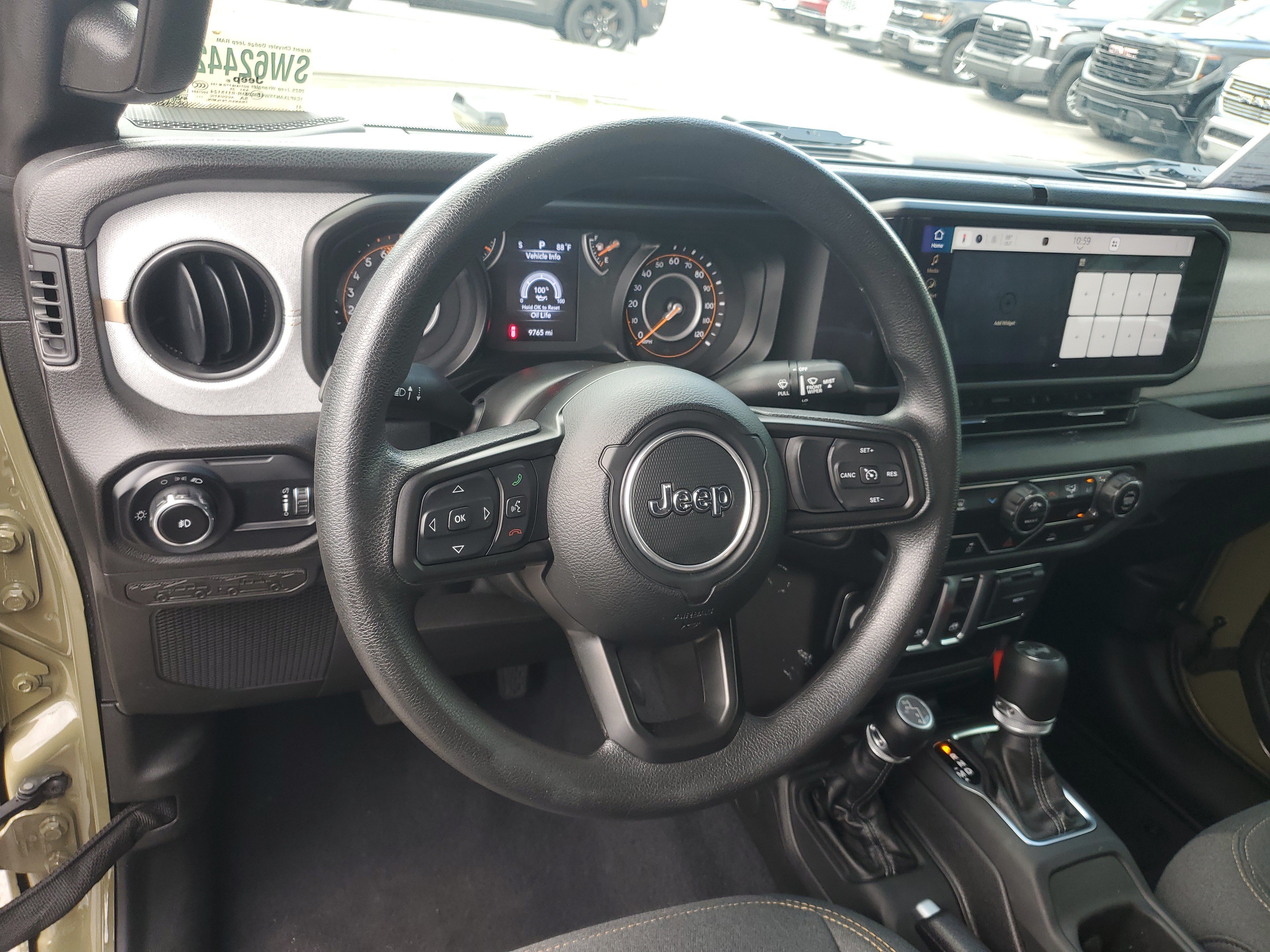 Used 2025 Jeep Wrangler Sport AWD/4WD image 13