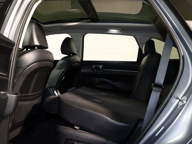Used 2024 Kia Sorento S w/ Panoramic Sunroof Package image 15