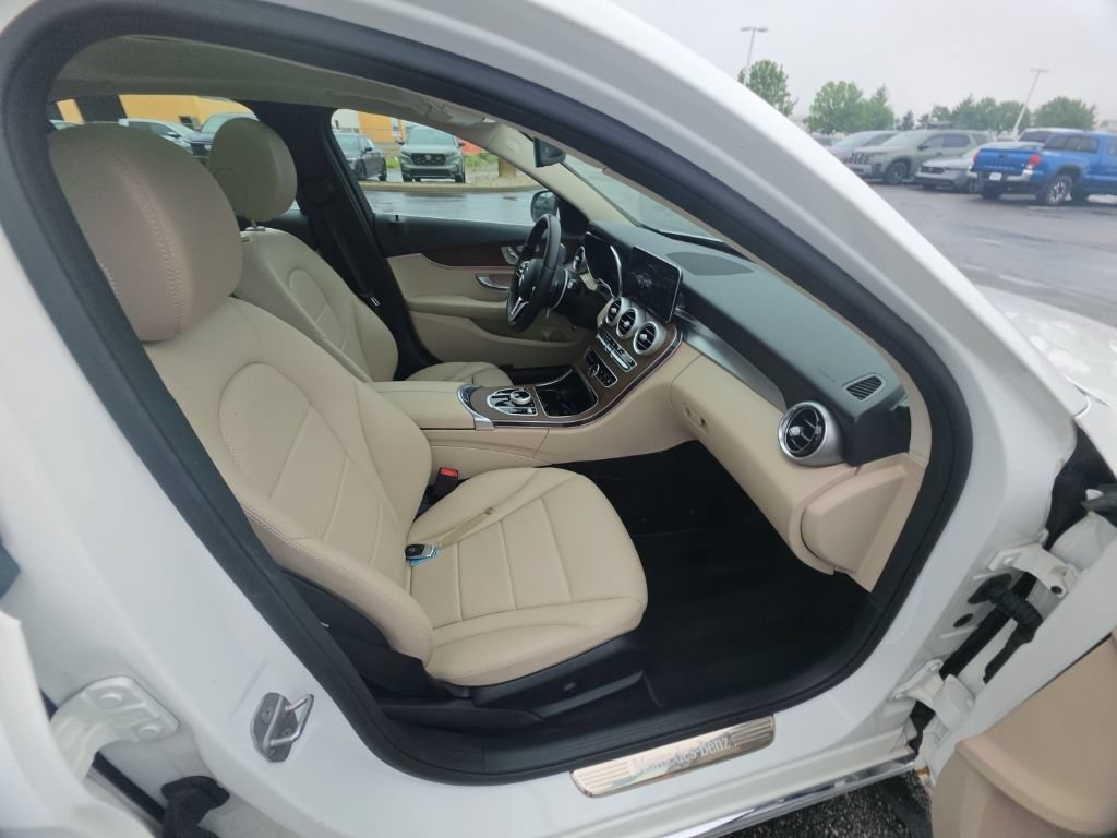 Used 2021 Mercedes-Benz C 300 4MATIC Sedan image 34