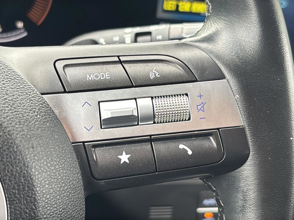 Certified 2024 Hyundai Kona SEL FWD image 23