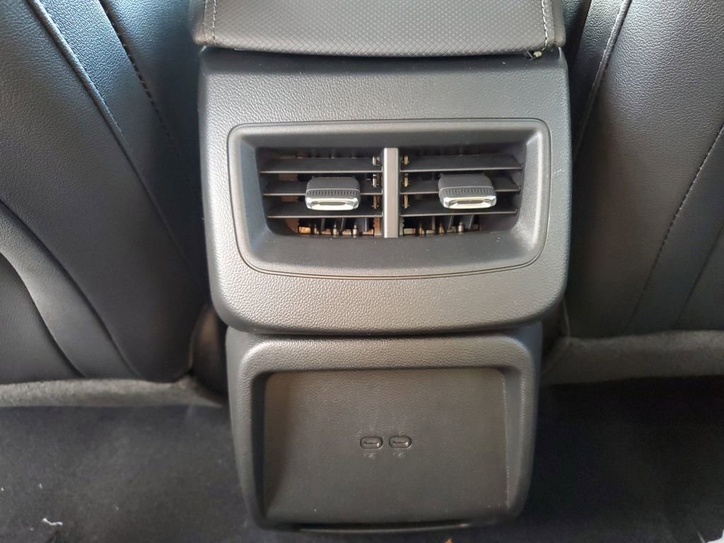 New 2026 Chevrolet Equinox EV LT image 12