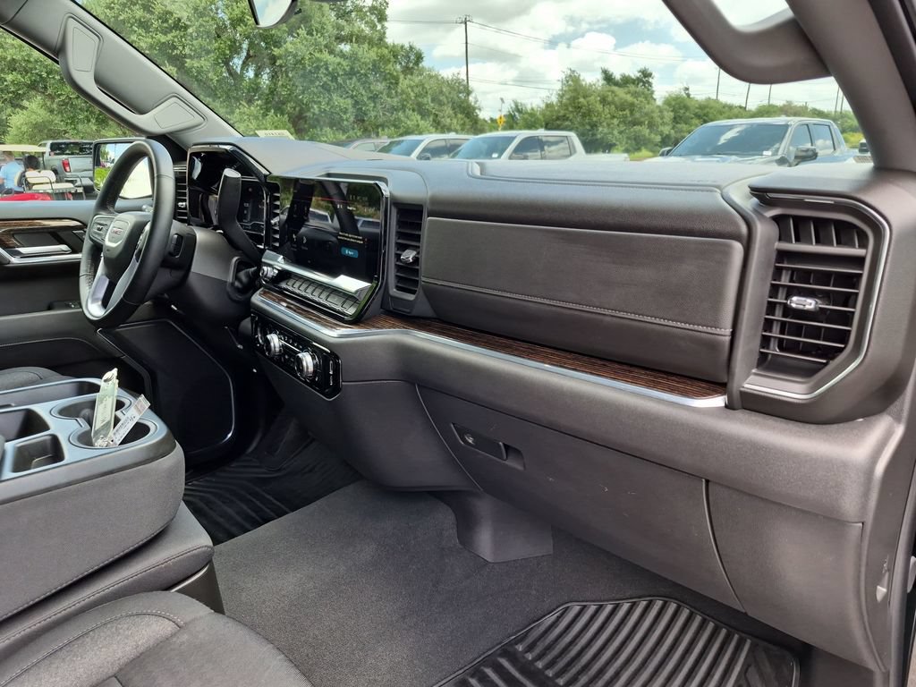 Used 2024 GMC Sierra 1500 Elevation RWD image 42