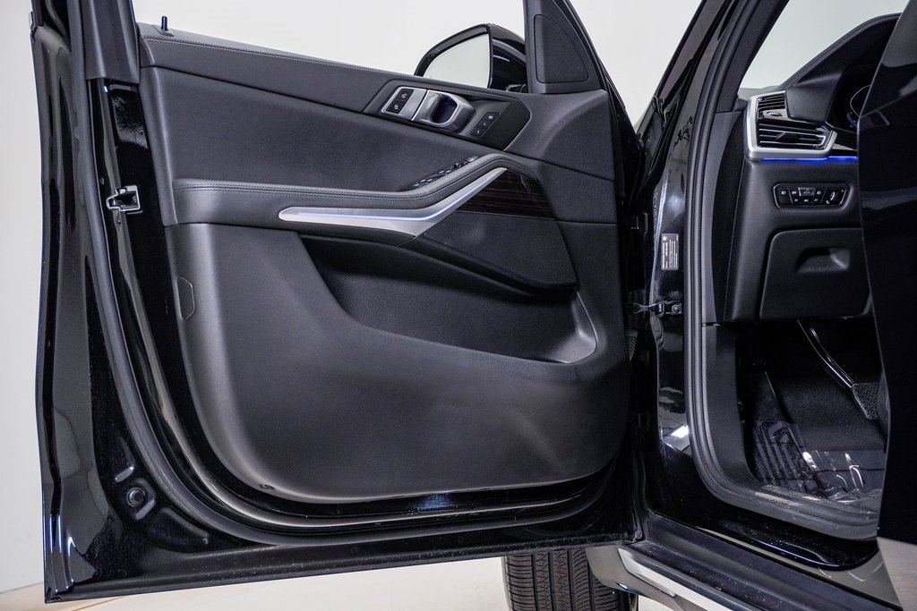 Used 2021 BMW X5 xDrive40i w/ Convenience Package image 26