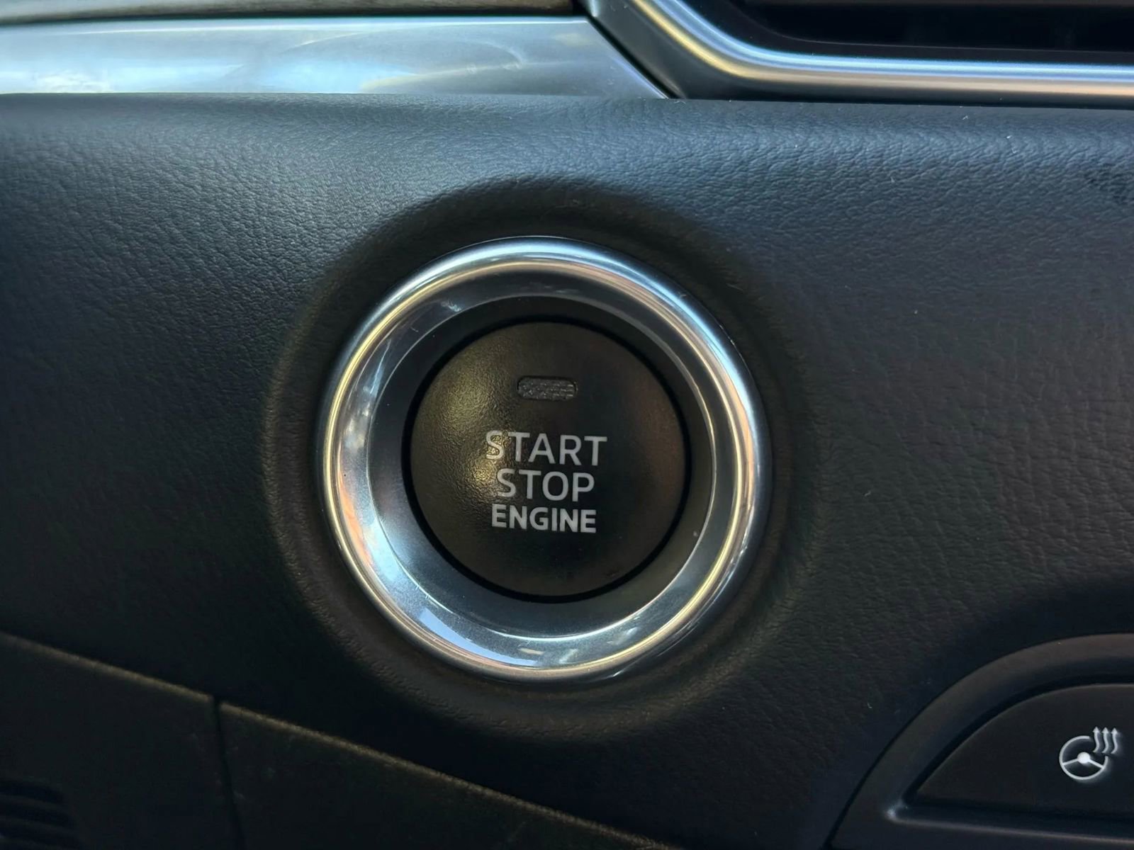 Used 2020 MAZDA CX-5 Signature image 33