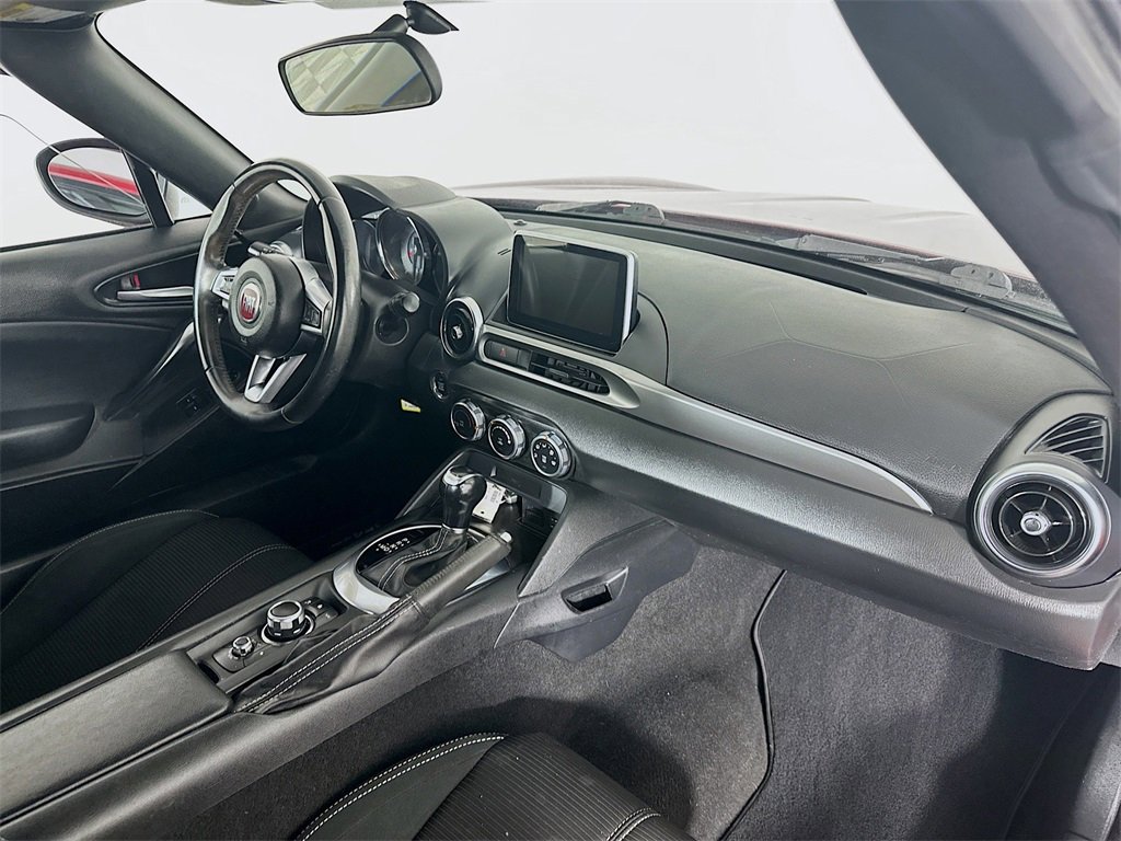 Used 2019 FIAT 124 Spider Classica image 29