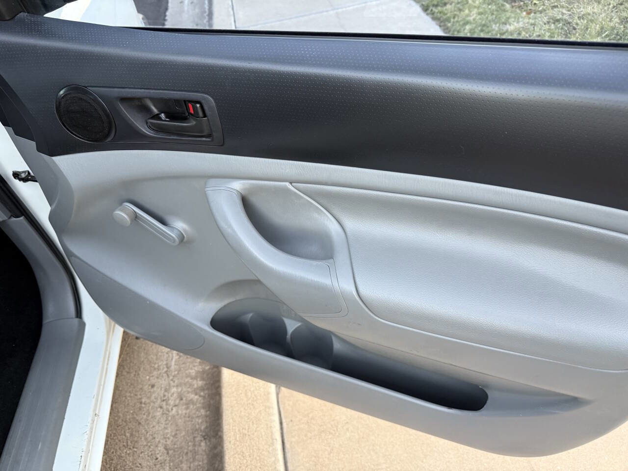 Used 2014 Toyota Tacoma 2WD Regular Cab image 5