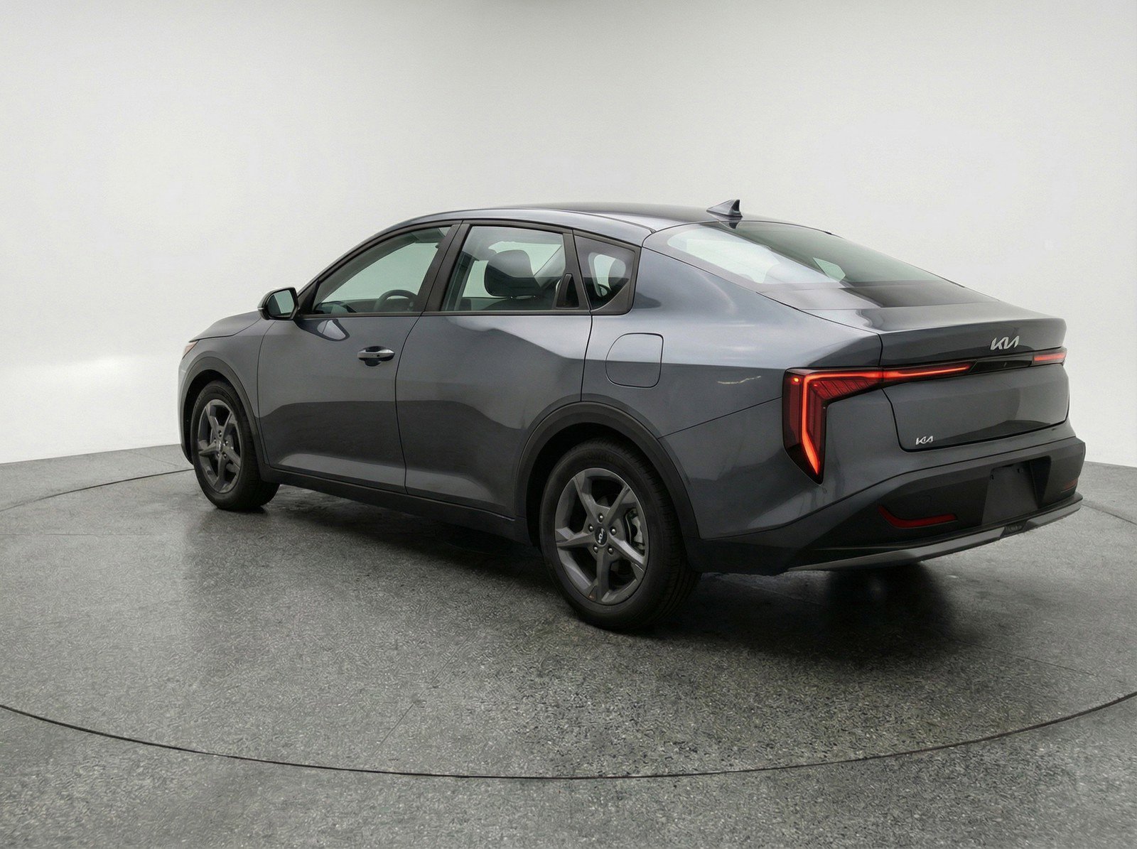 Used 2025 Kia K4 FWD image 6