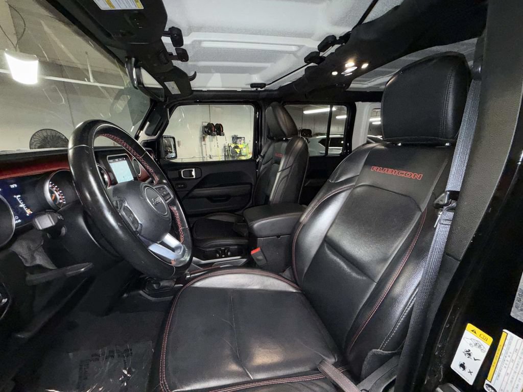 Used 2020 Jeep Wrangler Unlimited Rubicon w/ Dual Top Group AWD/4WD image 2