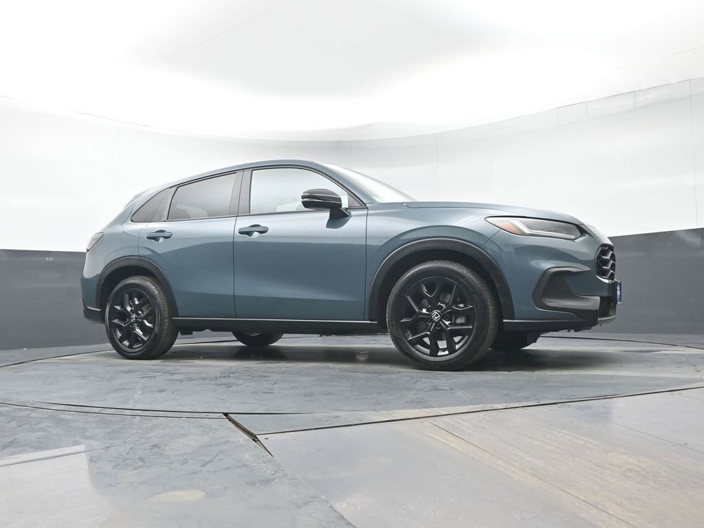 Certified 2023 Honda HR-V Sport image 35