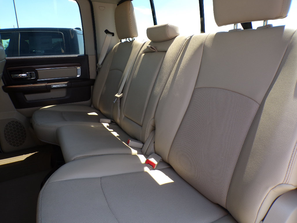 Used 2016 RAM 1500 Laramie w/ Protection Group AWD/4WD image 11