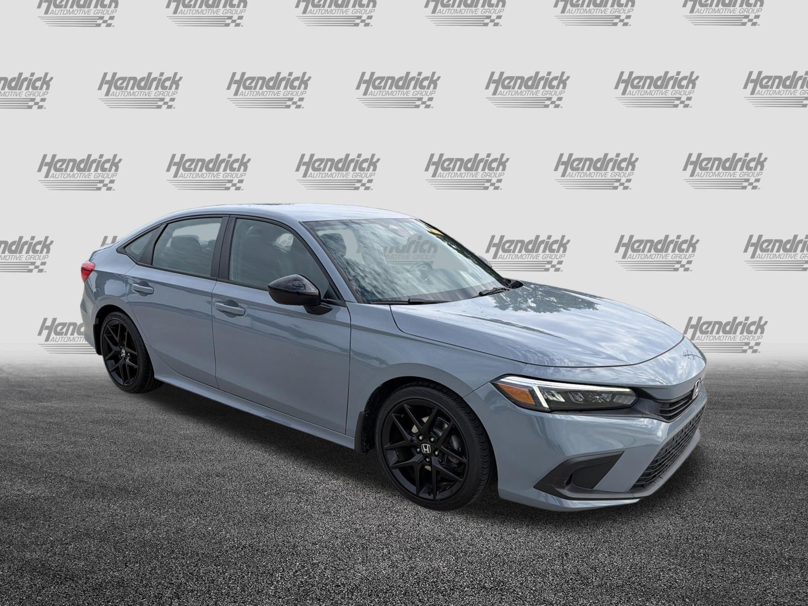 Used 2022 Honda Civic Sport image 2