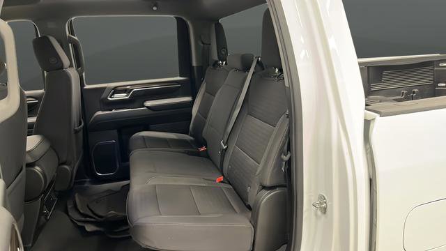 Used 2024 Chevrolet Silverado 2500 LT image 11
