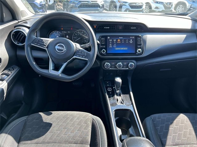 Used 2024 Nissan Kicks SV image 15