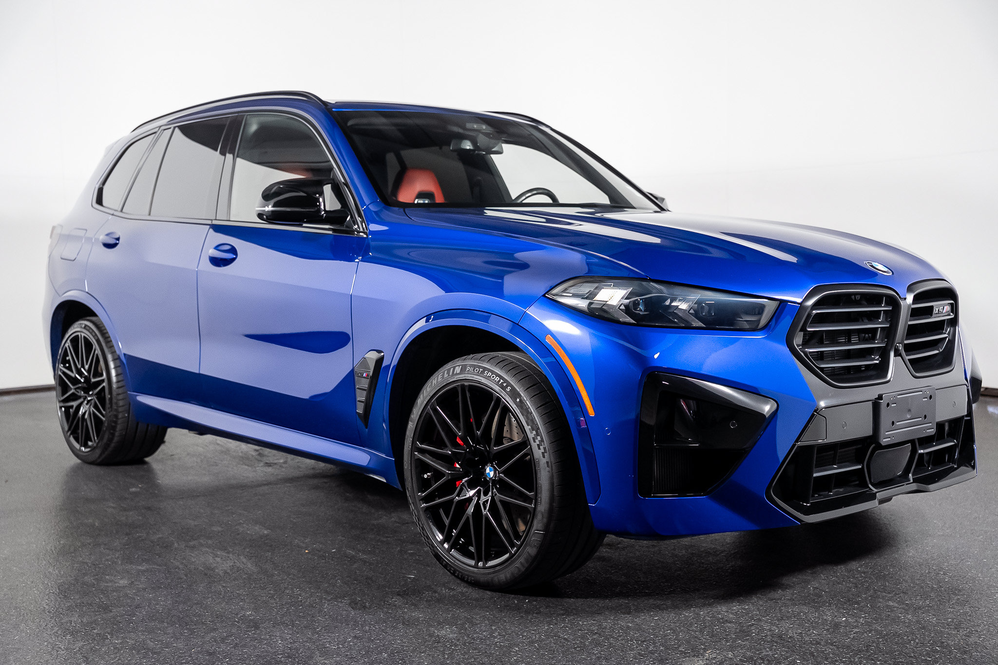 Used 2025 BMW X5 M Competition AWD/4WD image 47