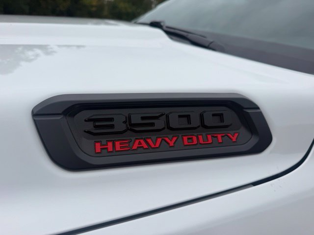 Used 2024 RAM 3500 Big Horn w/ Night Edition AWD/4WD image 9