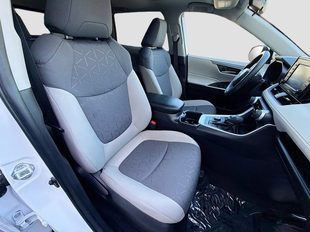 Used 2022 Toyota RAV4 XLE w/ Convenience Package AWD/4WD image 27