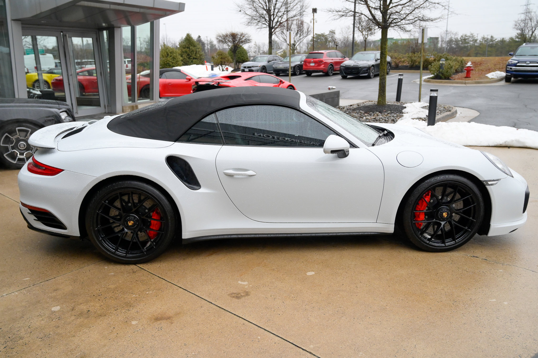 Used 2019 Porsche 911 Turbo S image 4
