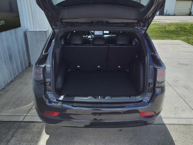 New 2024 Jeep Compass Limited w/ High Altitude Package image 6